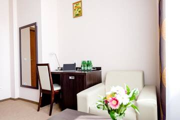 Фото номера Номер-студио Отель Hotel Stal г. Сталёва-Воля 6