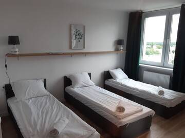 Фото номера Улучшенные апартаменты Отель Hotel Metalowiec г. Сталёва-Воля 5
