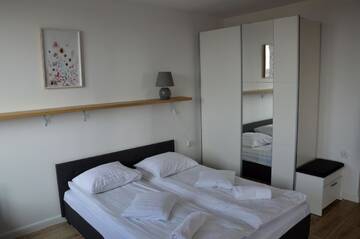 Фото номера Семейный номер-студио Отель Hotel Metalowiec г. Сталёва-Воля 3